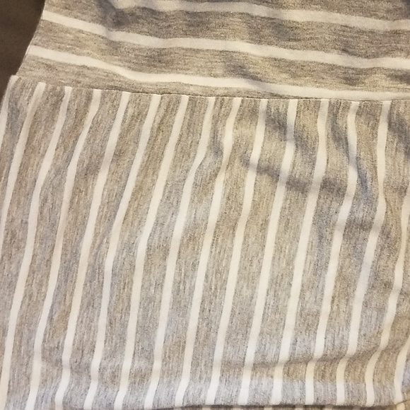 5/25 MAURICES LIKE NEW SHORT SLEEVE SHIRT - Picture 5 of 5